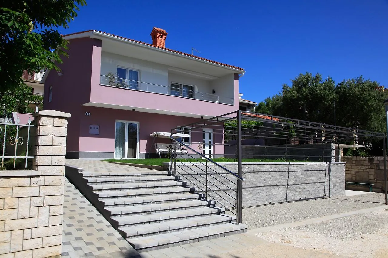 Apartments Fiora Premantura 0*,  Croácia