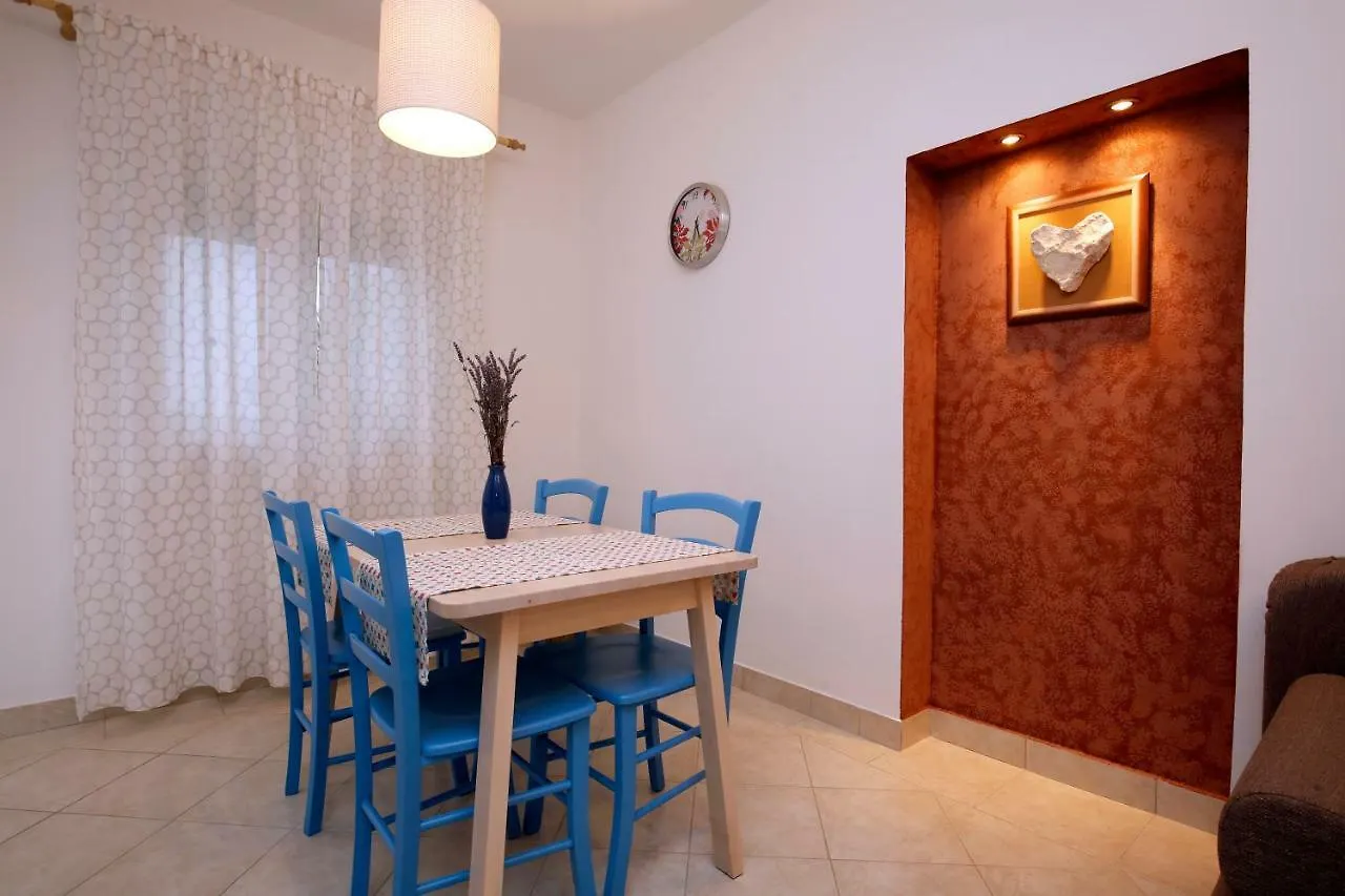 Apartments Fiora Premantura